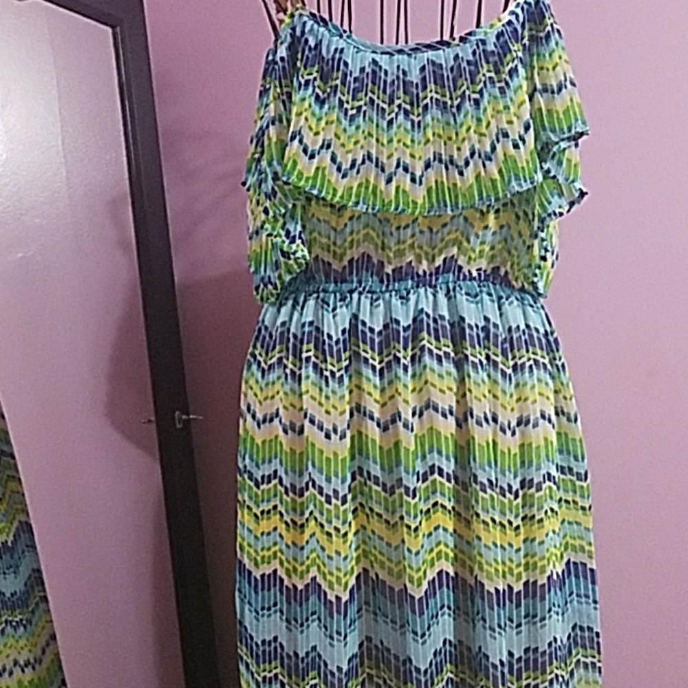 Maxi  Dress - Picture 3 of 8